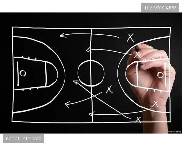 滕哈赫空间利用策略解析:解锁战术灵活性与进攻效率的关键密码 滕哈赫空间利用策略解析:解锁战术灵活性与进攻效率的关键密码
