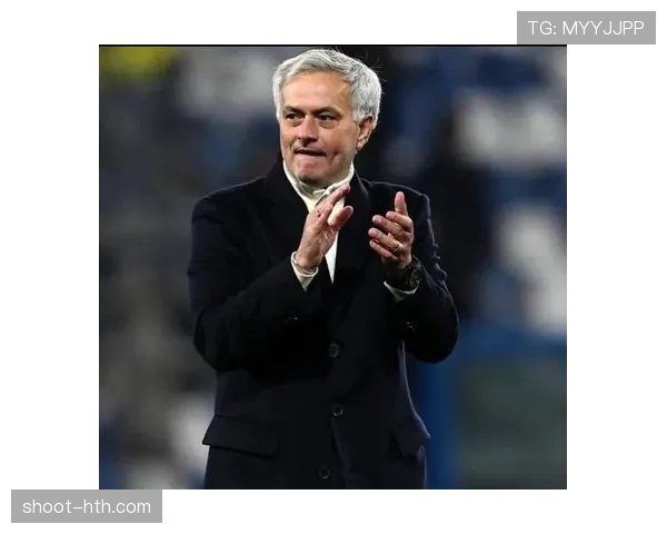 穆里尼奥的球员管理秘诀与团队凝聚力提升的有效策略分析 穆里尼奥的球员管理秘诀与团队凝聚力提升的有效策略分析